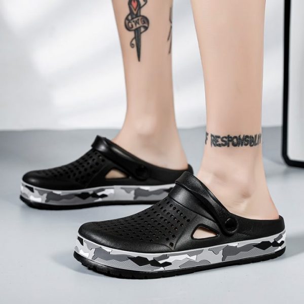 Hot Sale Brand Clogs Men Sandals Casual Shoes EVA Lightweight Sandles Unisex Colorful Shoes for Summer 4