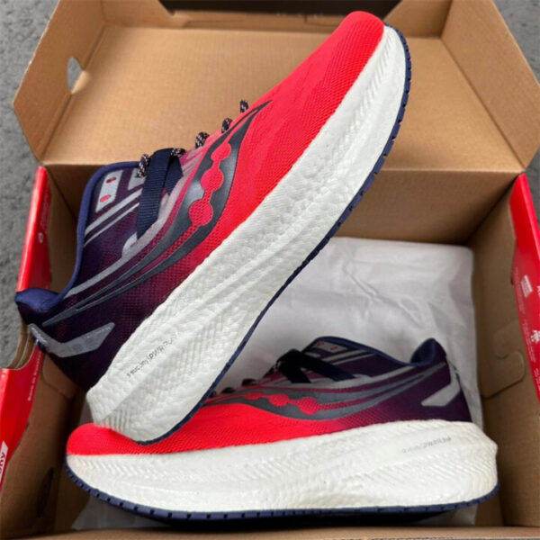 נעלי ריצה גברים SAUCONY TRIUMPH 20