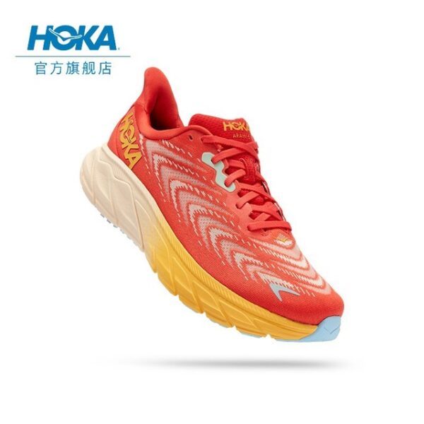 נעלי ריצה HOKA לגברים ונשים דגם Arahi 6