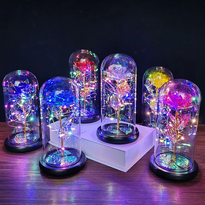 קסם נצחי בנגיעת אור: מנורת לילה LED בעיצוב ורד – המתנה המושלמת לכל אהבה!