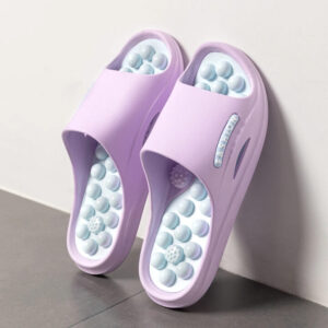 כפכפי עיסוי אורתופדיים לנשים עם רפידת עיסוי ונוחות יומיומית