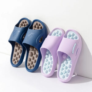 כפכפי עיסוי אורתופדיים לנשים עם רפידת עיסוי ונוחות יומיומית