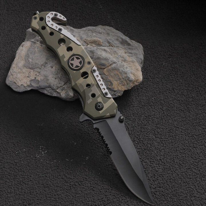 כלי אחד שצריך להיות לידך: סכין הישרדות מתקפלת 3CR13